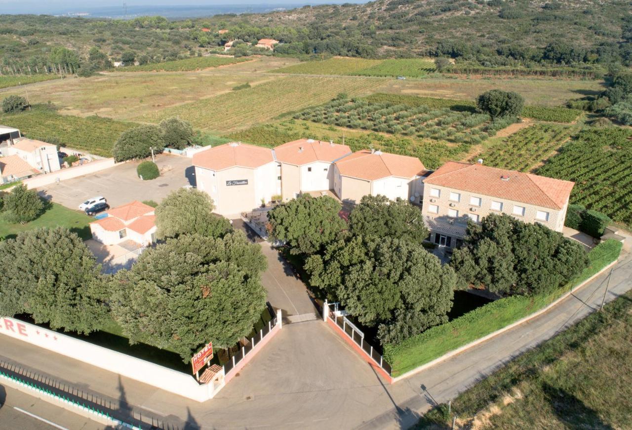 Greet Hotel Pont Du Gard - Route D'Avignon Estézargues Zewnętrze zdjęcie